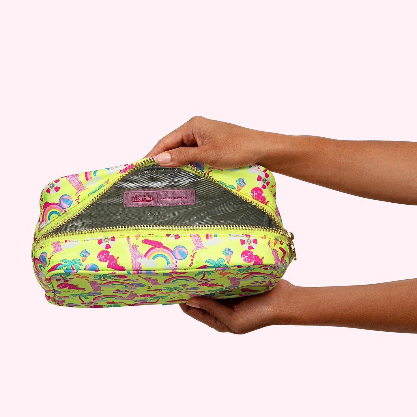 Barbie™ The Movie Insulated Medium Pouch